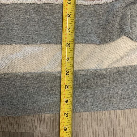 FREE PEOPLE AMERICAN FLAG OVERSIZED BOXY
HOODIE SWEATSHIRT WOMENS SIZE SMALL - Picture 8 of 8